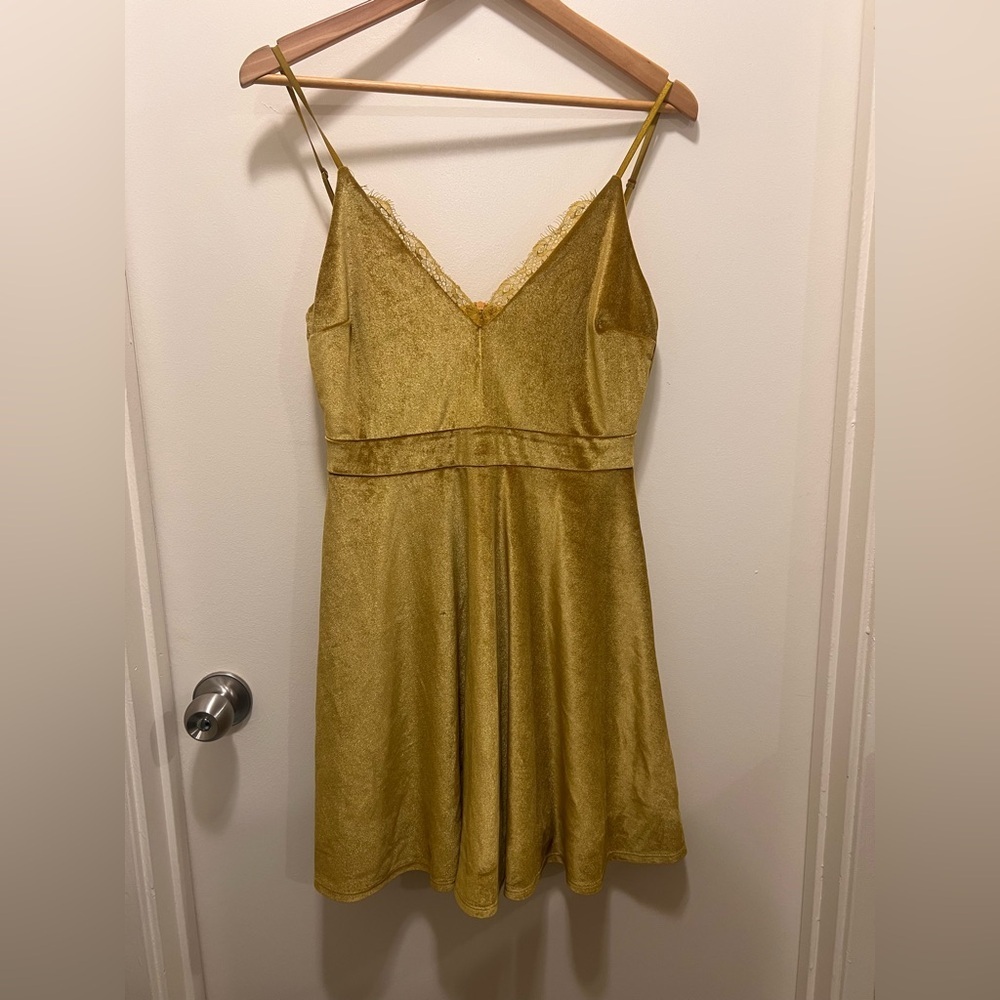 Lulus Gold Velour Mini Dress Y2K Lace Trim spring wedding guest dress - Picture 2 of 8